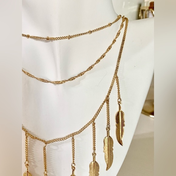 Beautiful 3tier feather gold necklace - Picture 5 of 5